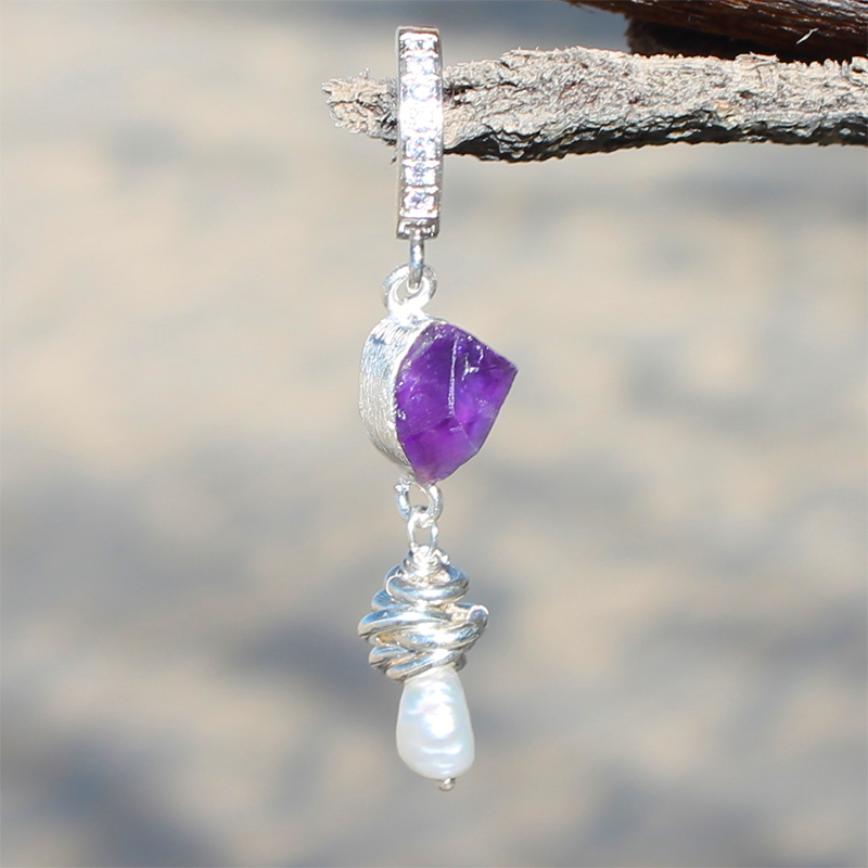High End Belly Rings . TummyToys Pearl Amethyst CZ Clasp - Natural Purple Died Freshwater Pearl and Rough Amethyst
